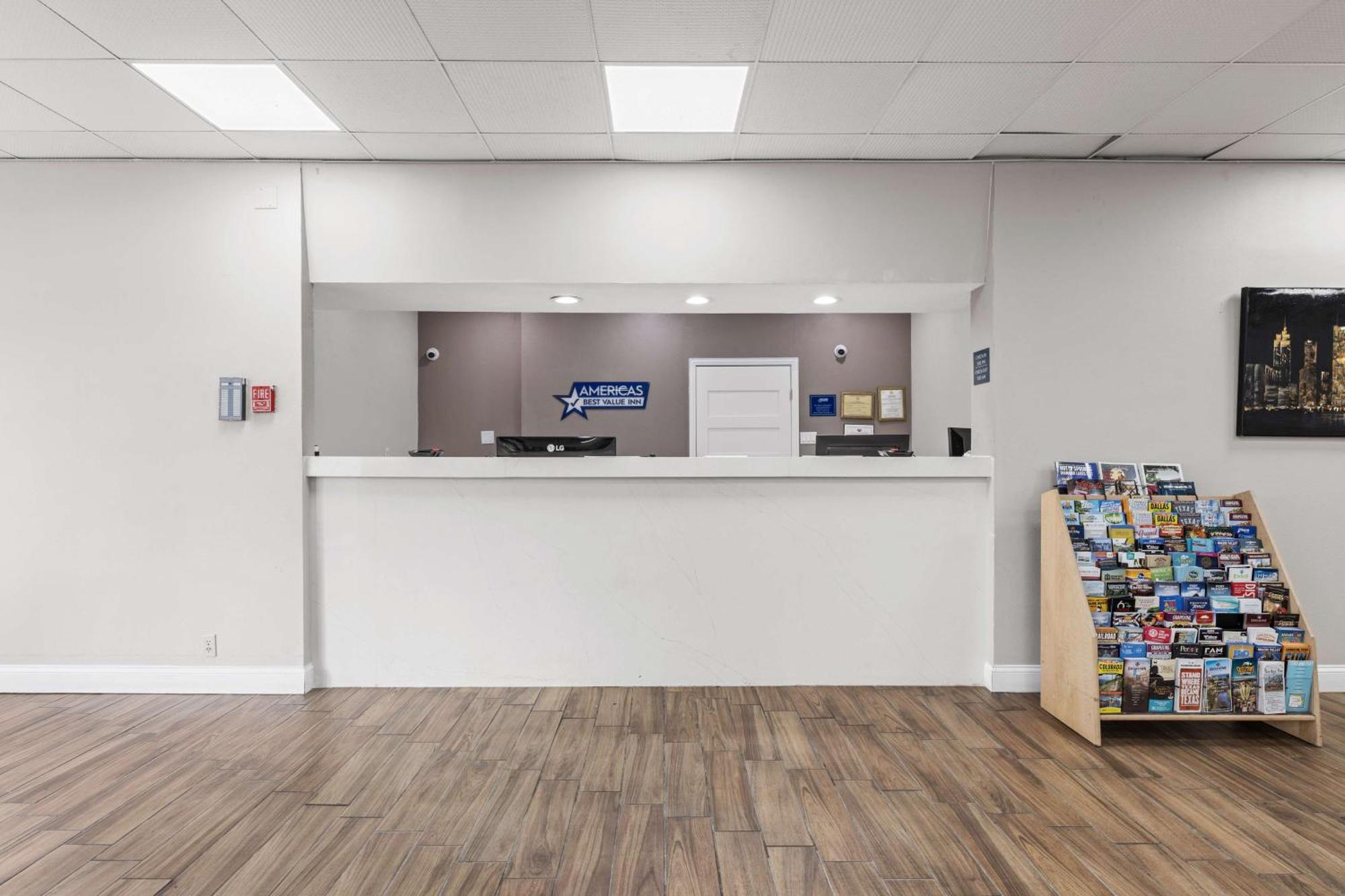 Americas Best Value Inn Fort Worth/Hurst Richland Hills Exterior foto