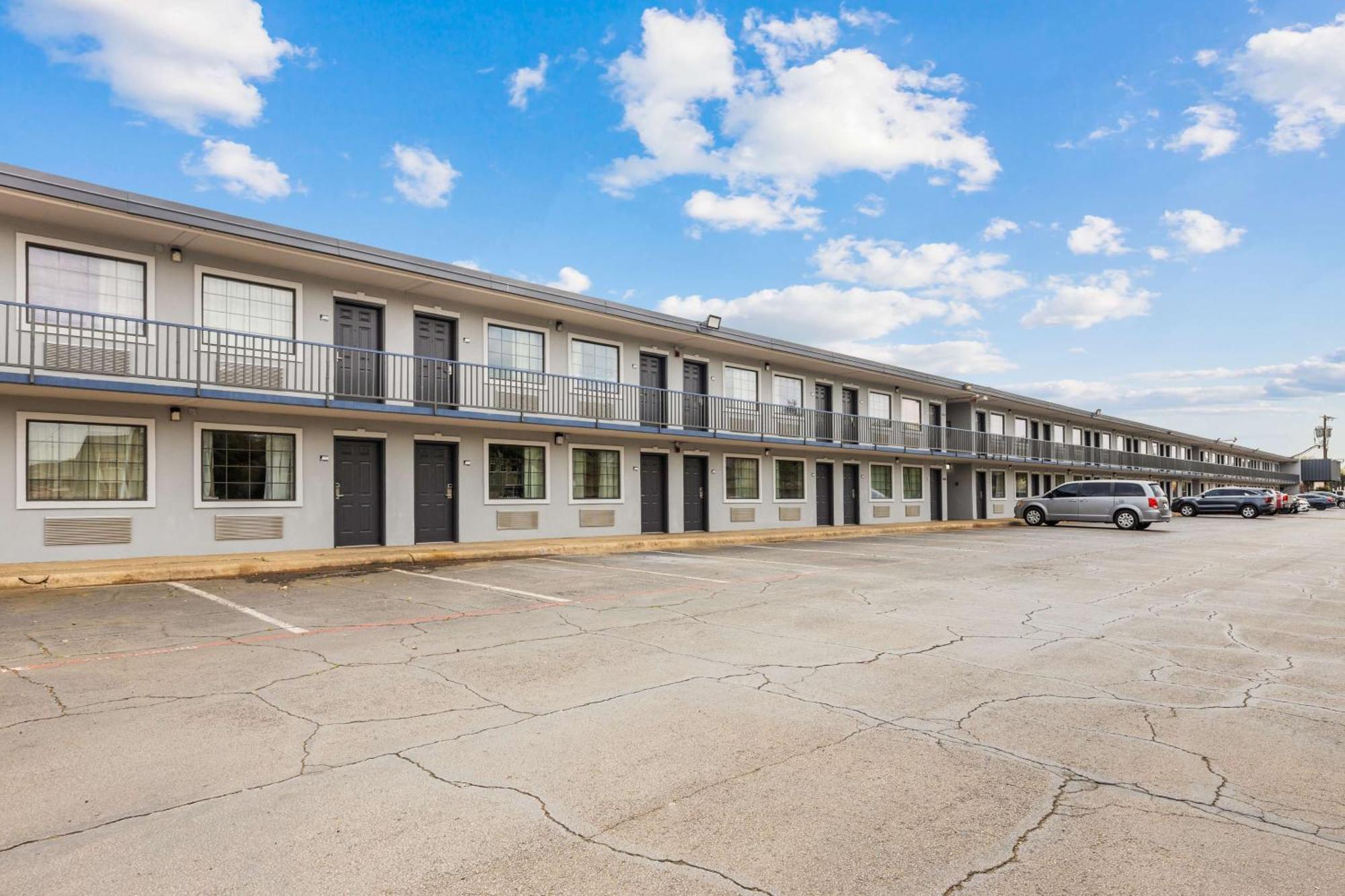 Americas Best Value Inn Fort Worth/Hurst Richland Hills Exterior foto
